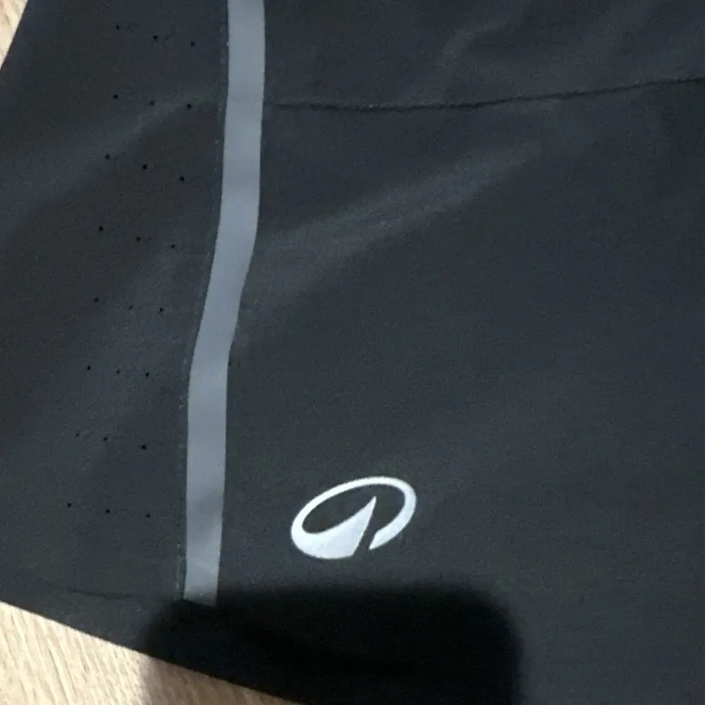 Black Kuikma Exercise Shorts Men’s L Black  Breathable Lightweight 2 pockets